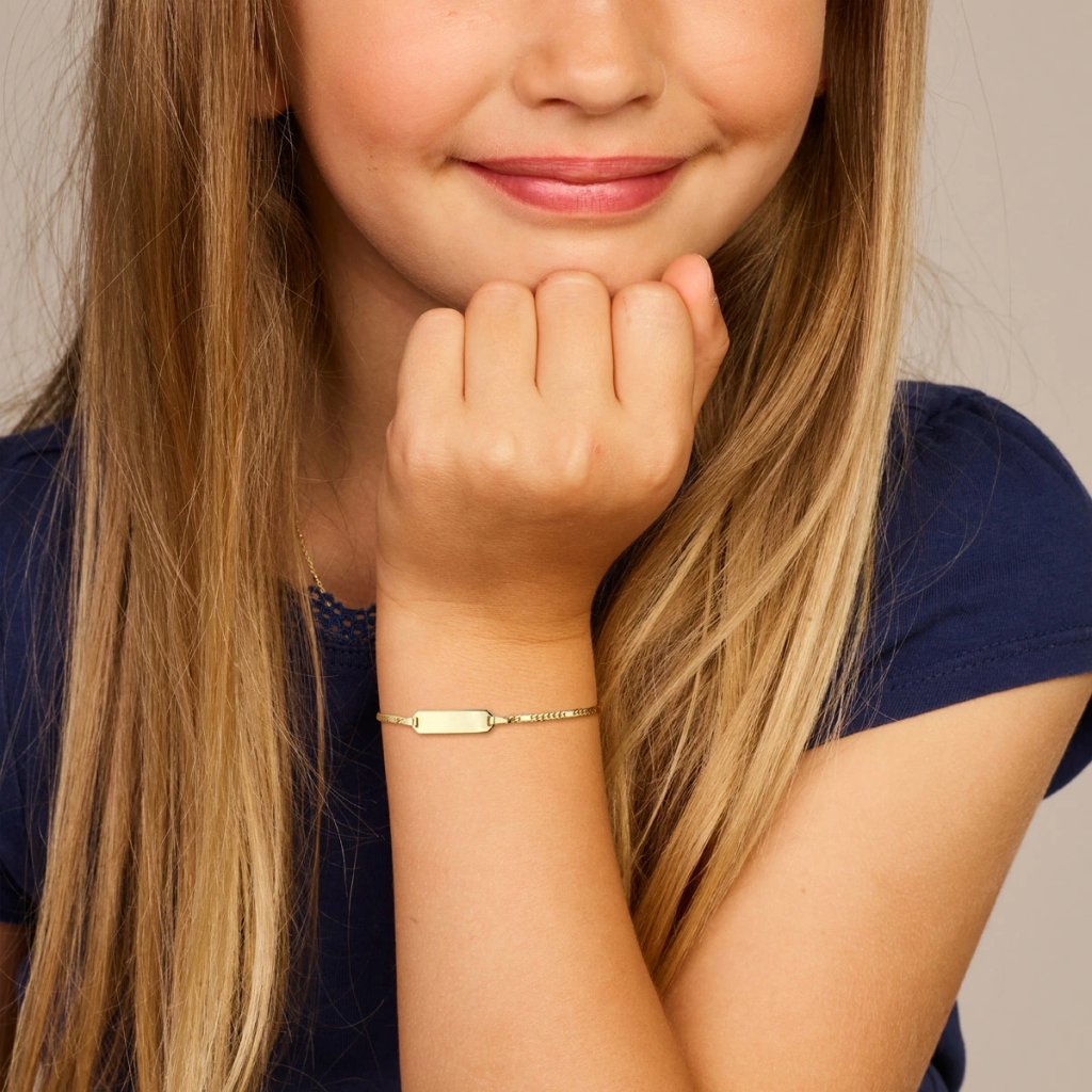 Gouden kinderarmband plaat