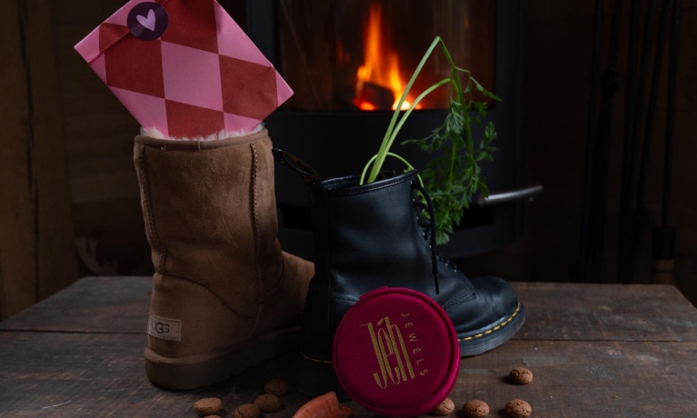 Vandaag 5-12 kan Sinterklaas tot 17 uur bij ons terecht om nog de laatste cadeautjes te kopen.